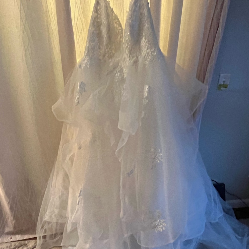 Bridal gown